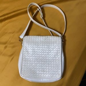 Crossbody purse